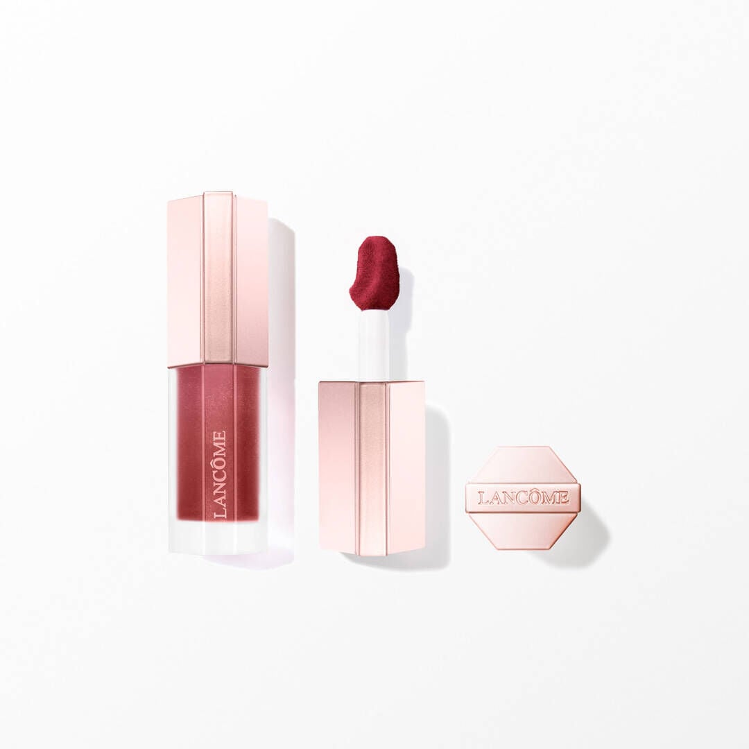 Batom aveludado vermelho Lancome cor 90 Berry Bisou