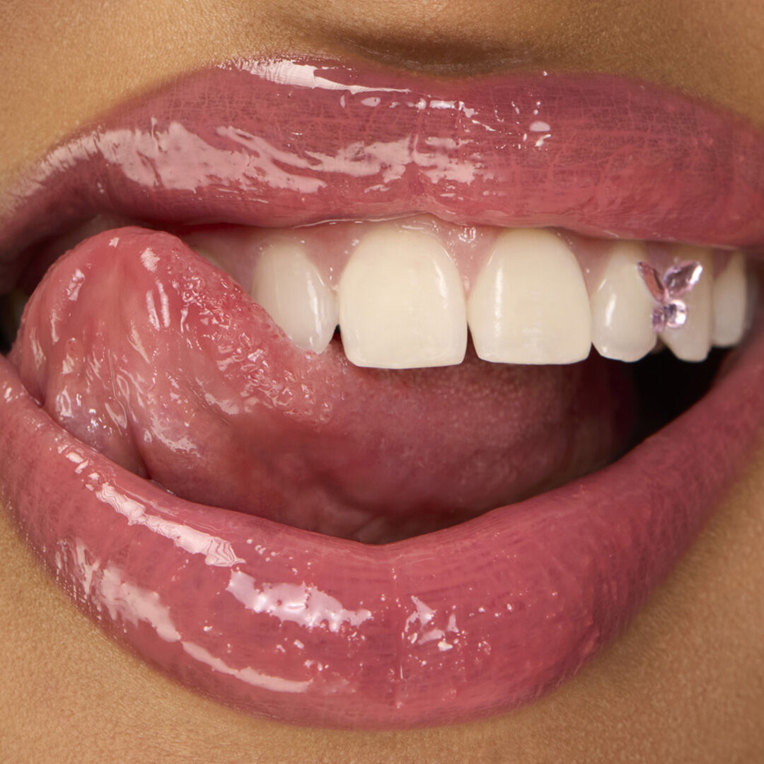Uma boca mais chamativa e marcante com IDOLE JUICYTREAT de Lancome