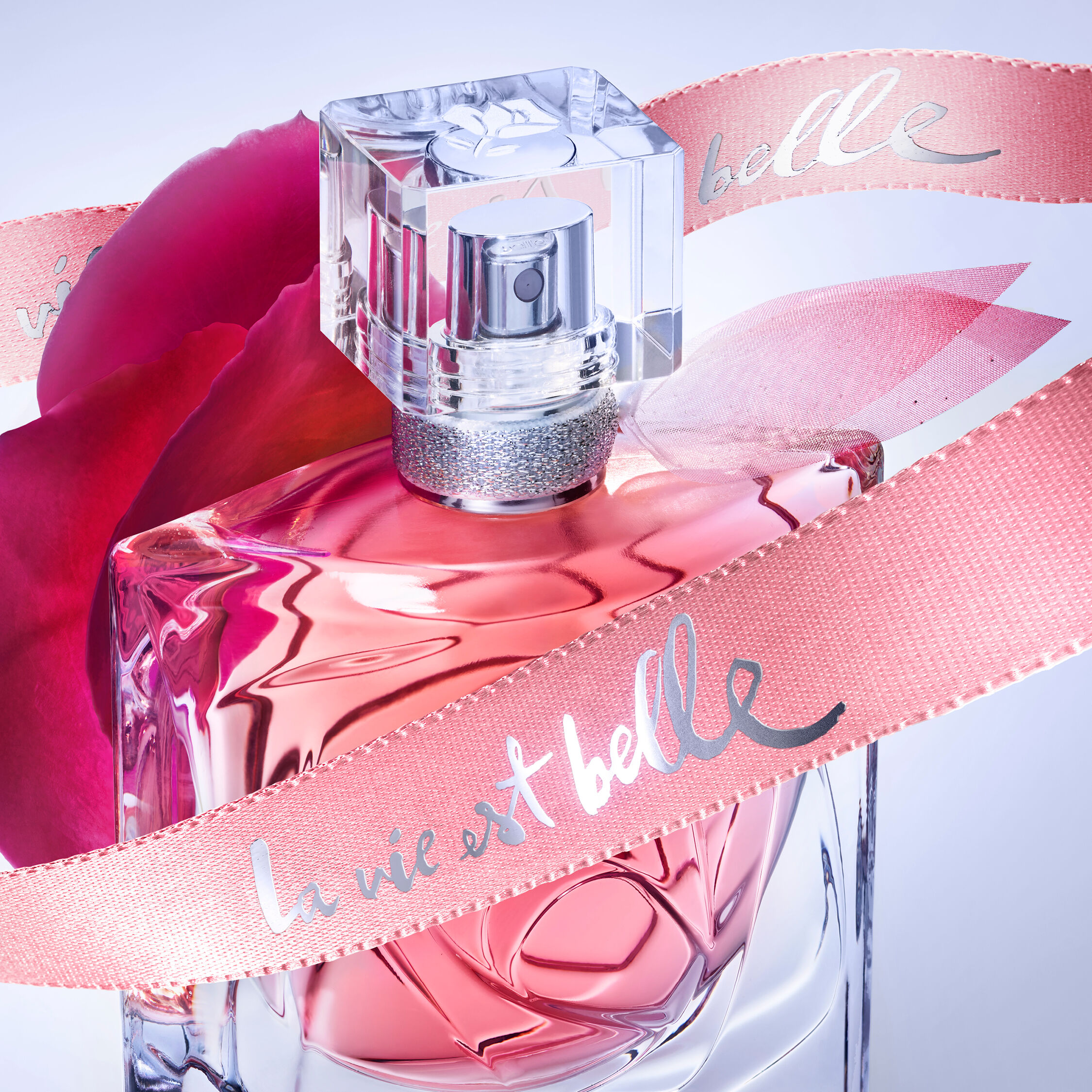 LA VIE EST BELLE EAU DE PARFUM ROSA EXTRAORDINARIA