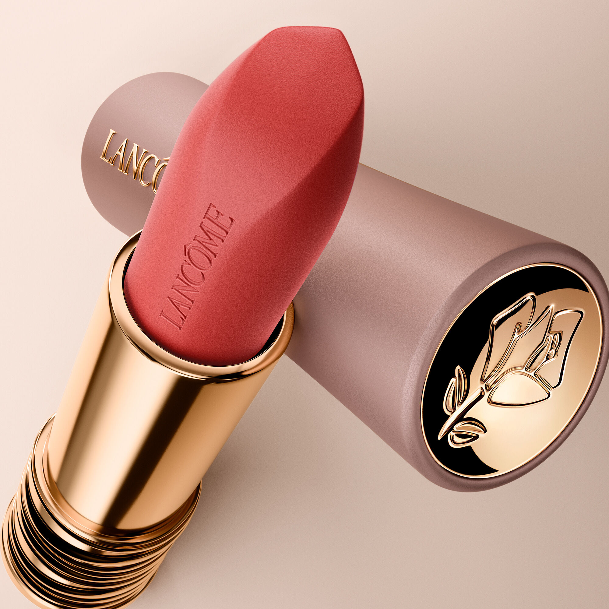 Batom com cores vivas e intensas para ocasioes especiais e dia a dia L’ABSOLU ROUGE INTIMATTE de Lancome