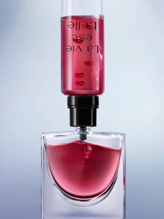 Recarregue seu perfume sempre que necessário com o exclusivo refil Lancôme! Perfume frutado feminino LA VIE EST BELLE L’ELIXIR de Lancôme